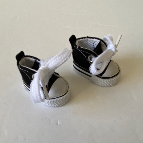 LABUBU SHOES - Picture 2 of 6